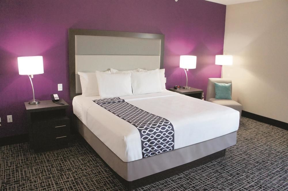 Hotel La Quinta By Wyndham Springfield Exterior foto