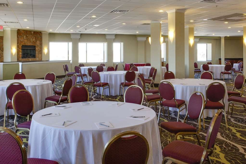 Hotel La Quinta By Wyndham Springfield Facilidades foto